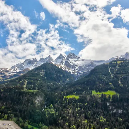 Val Air F75, Peace & Panoramic Views Apartment