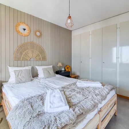 Val Air F75, Peace & Panoramic Views *